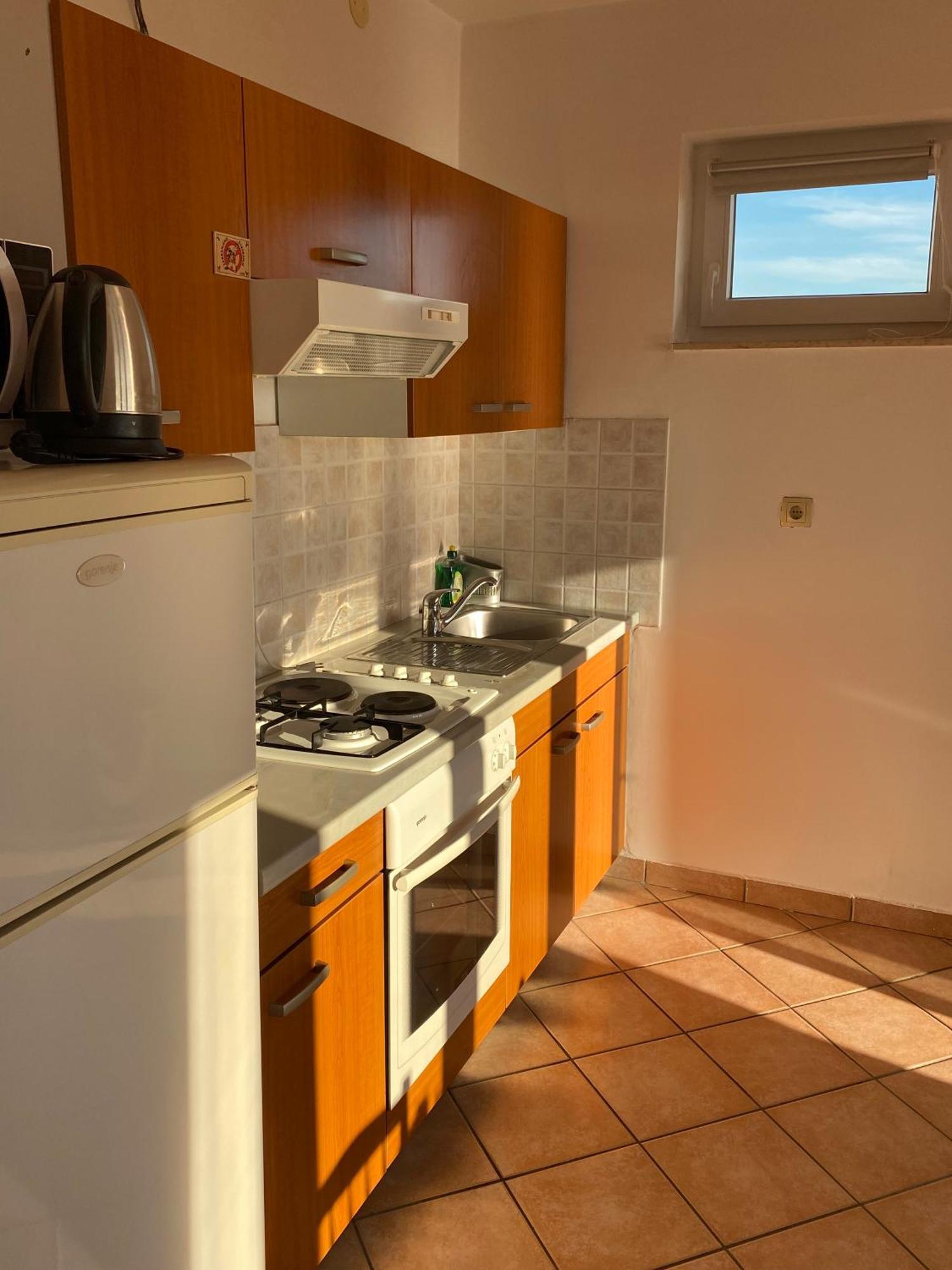 Apartment Bura *